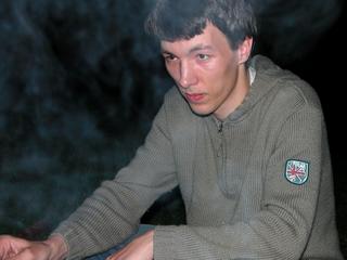 Matouš opéká DSCN7627a